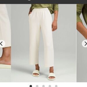 Lululemon Softstreme Straight Leg Crop Pants Lemon Sorbet, Size 12, NWT